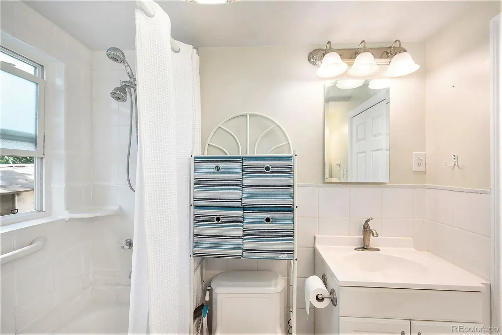 11940 W Independence Avenue Lakewood CO 80401 MLS #REC6099230 07142025172002 1600 6