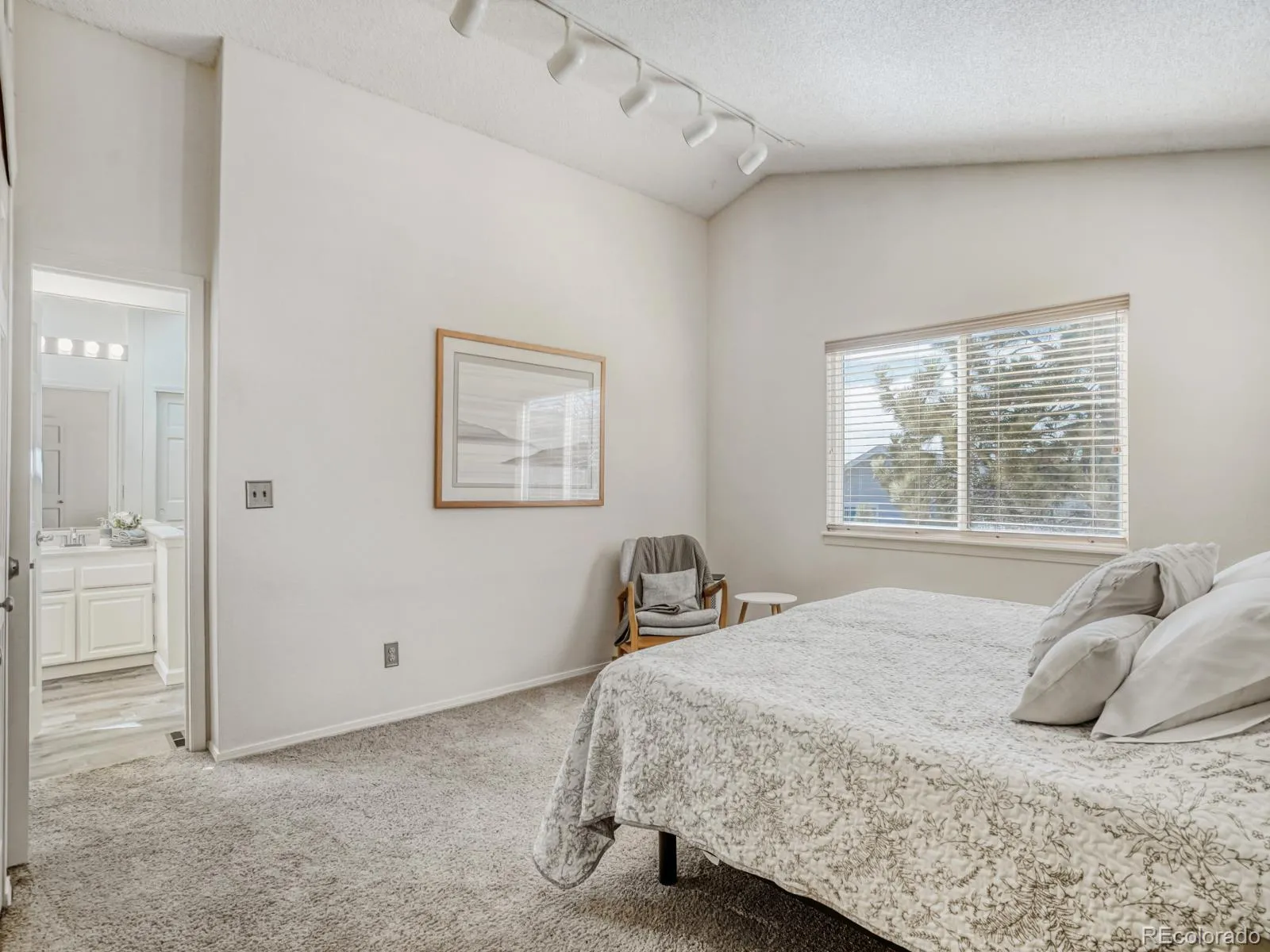 04072026202221 1600 16