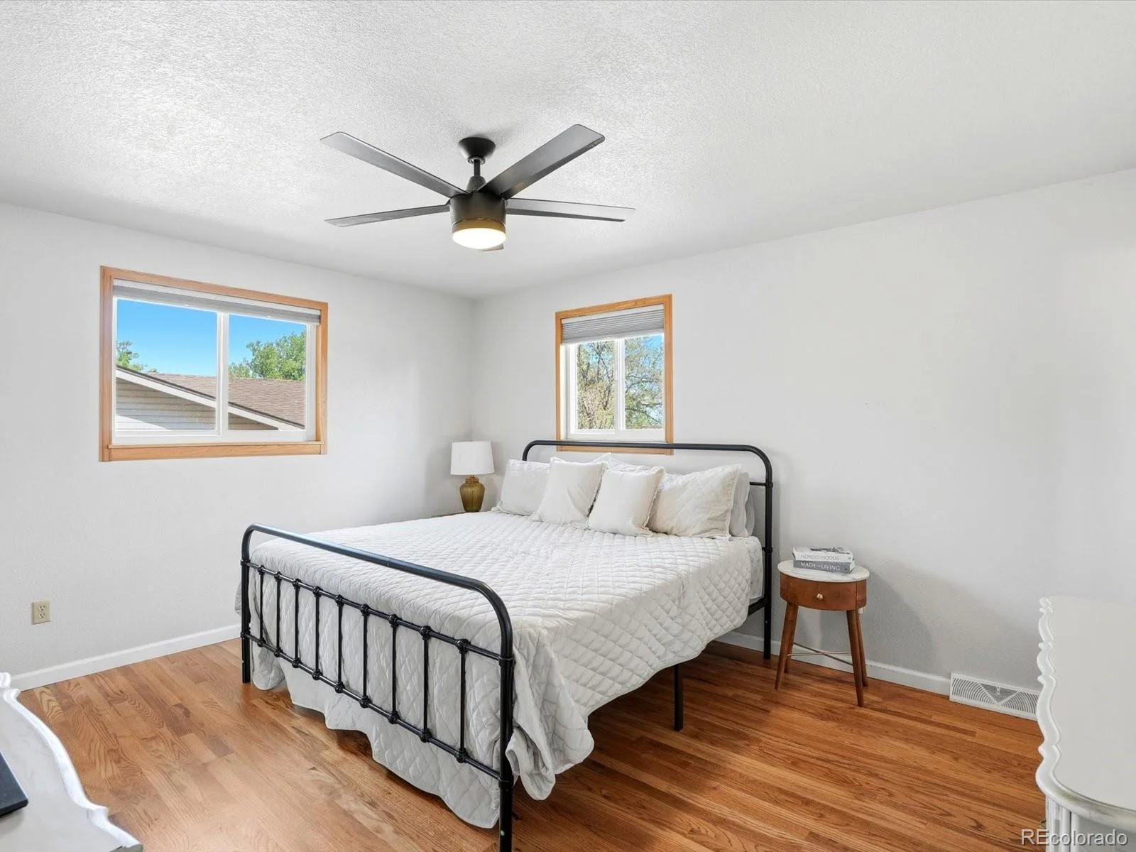 8923 W Warren Drive Lakewood CO 80227 MLS #REC6102399 06092026020104 1600 26