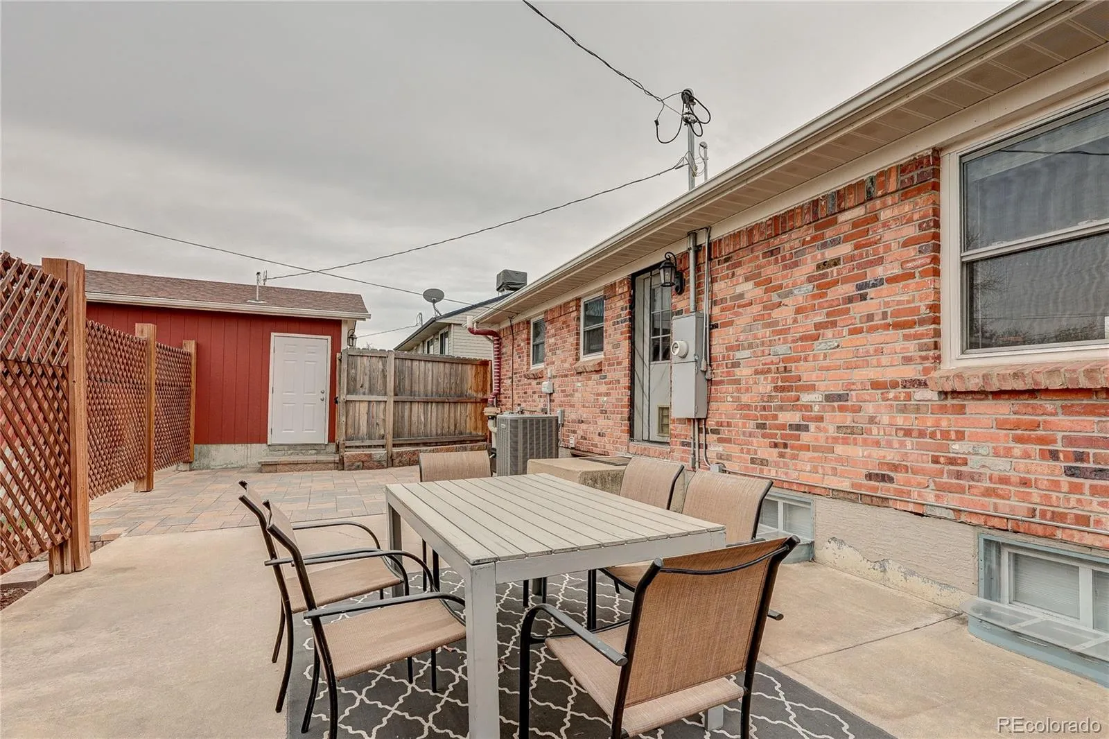 04042026215201 1600 32