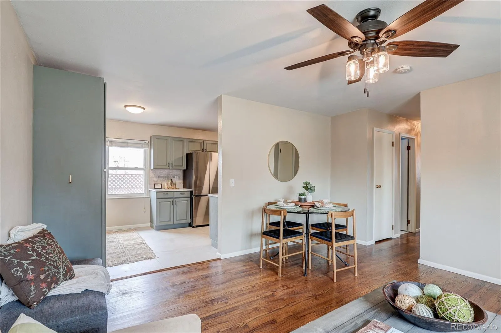 04042026215201 1600 8