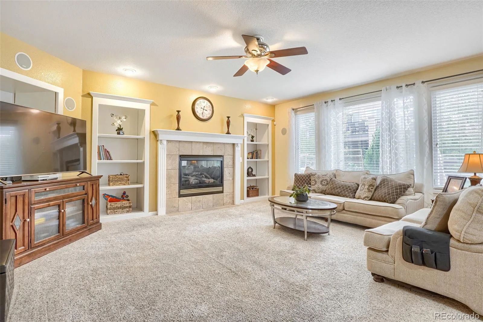 6175 S Fundy Court Aurora CO 80016 | MLS #REC6104013 10012026212842 1600 11