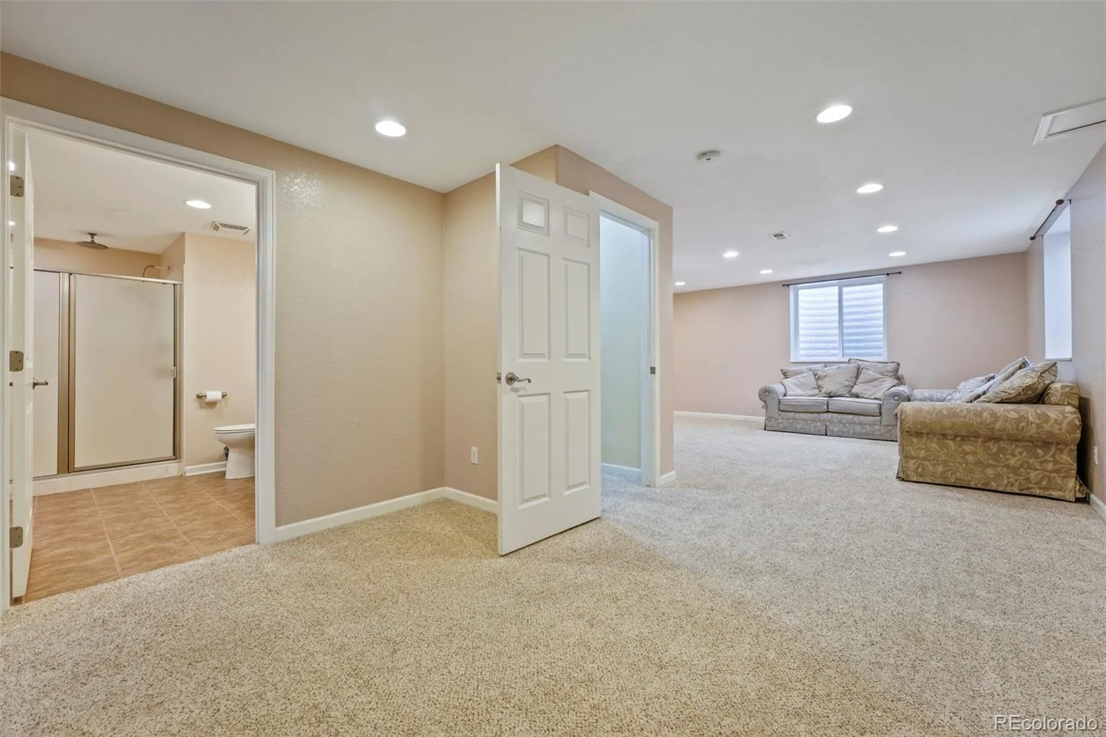 6175 S Fundy Court Aurora CO 80016 | MLS #REC6104013 10012026212842 1600 37
