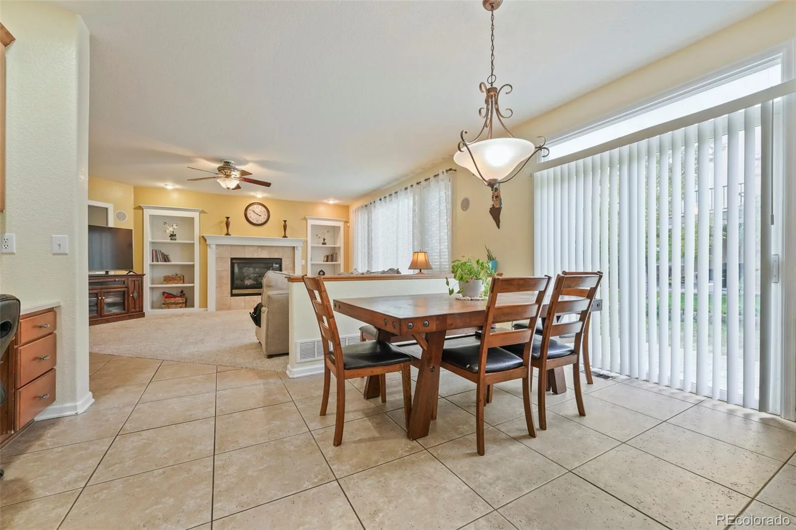 6175 S Fundy Court Aurora CO 80016 | MLS #REC6104013 10012026212842 1600 9
