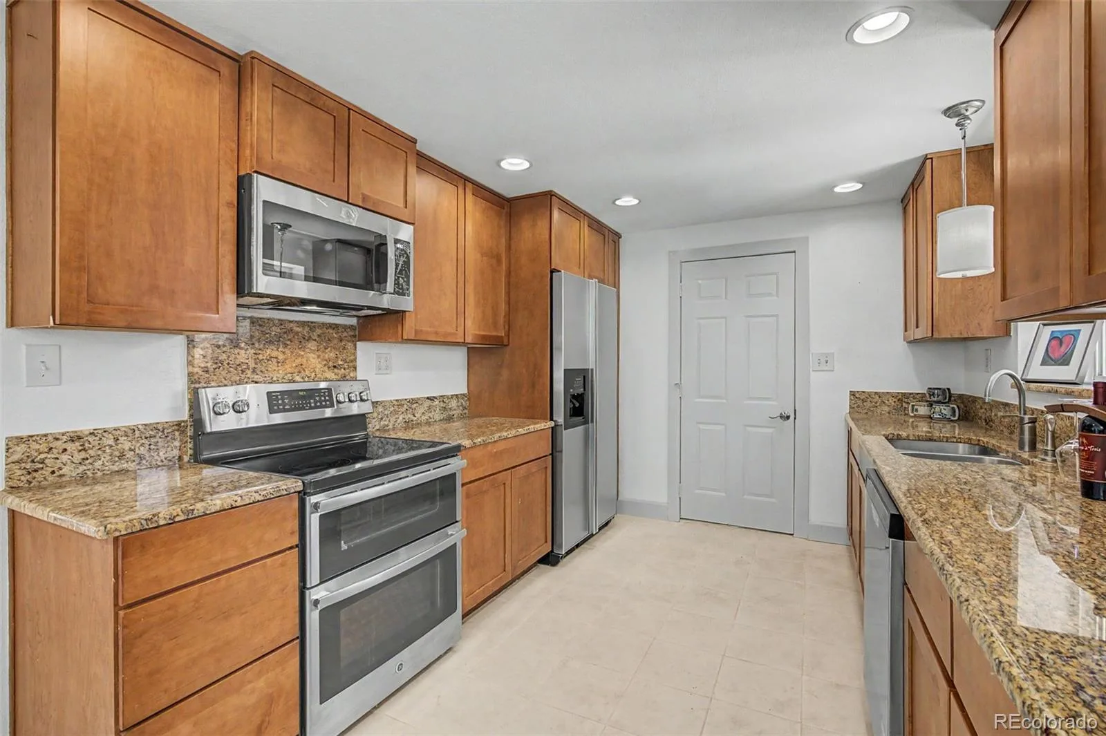1661 Allison Street Lakewood CO 80214 MLS #REC6105267 06162026141829 1600 5