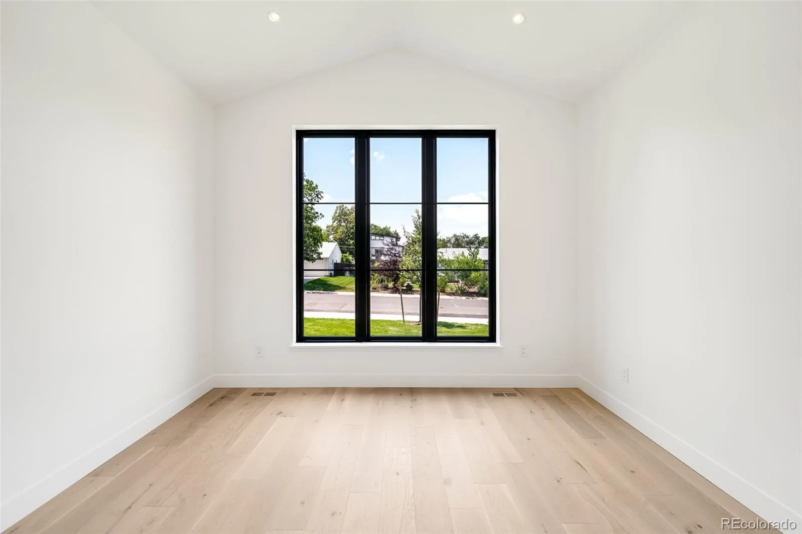 3360 S Dexter Street Denver CO 80222 MLS #REC6106267 07062026032505 1600 12