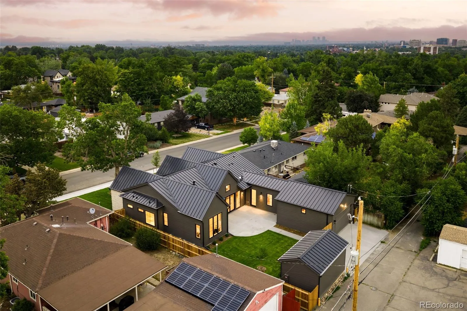 3360 S Dexter Street Denver CO 80222 MLS #REC6106267 07062026032505 1600 39