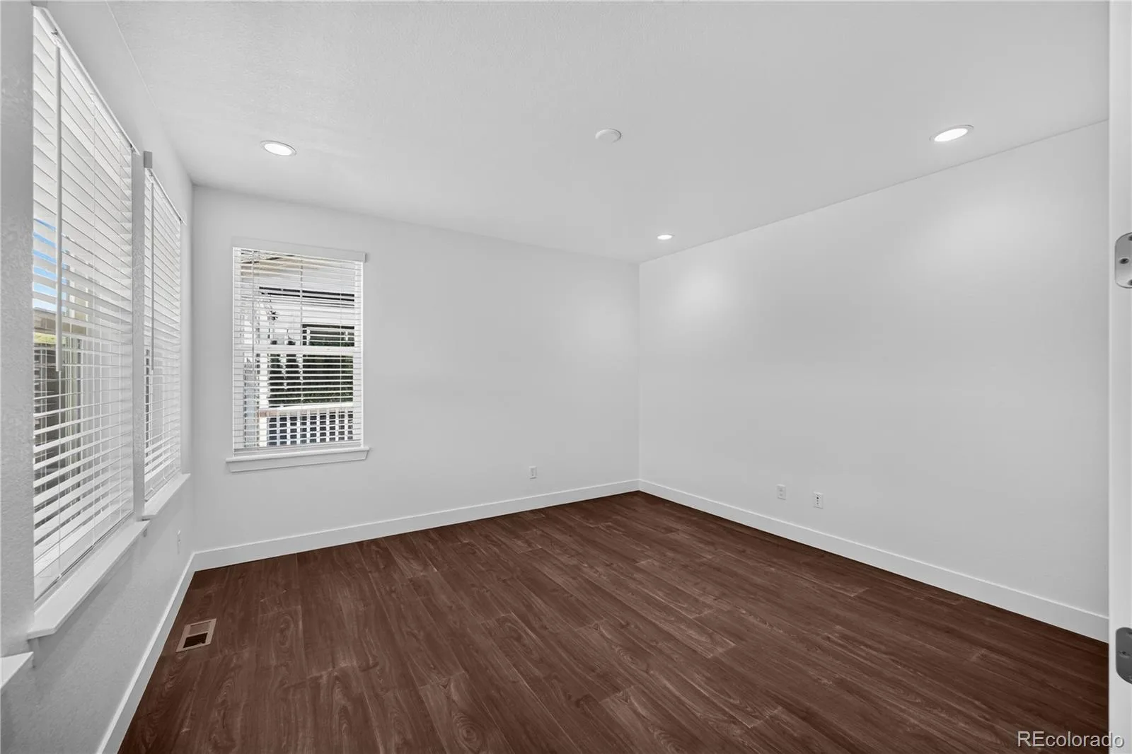 3418 Backdrop Court Castle Rock CO 80108 MLS #REC6107034 07302026195536 1600 14