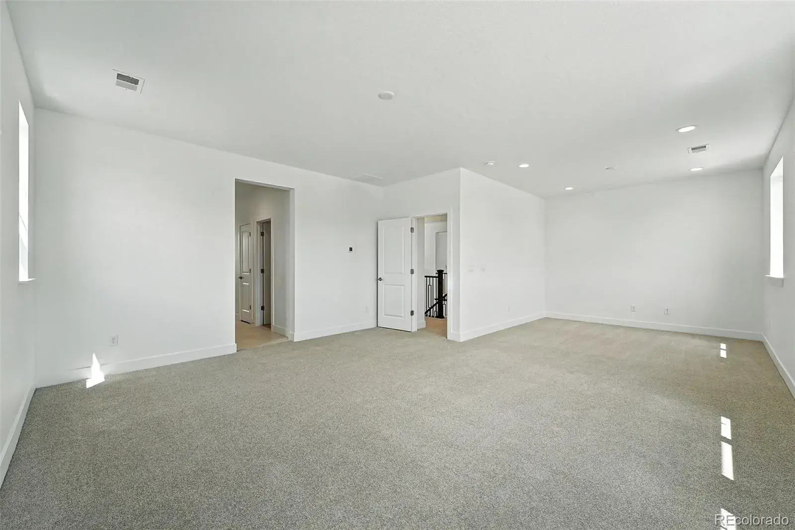3418 Backdrop Court Castle Rock CO 80108 MLS #REC6107034 10032025011608 1600 21