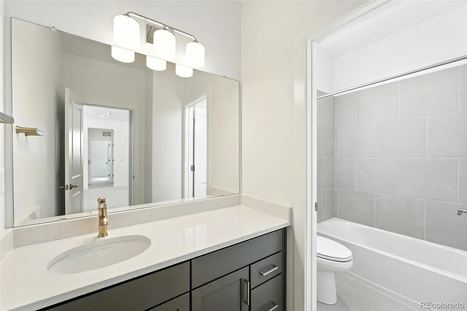 3418 Backdrop Court Castle Rock CO 80108 MLS #REC6107034 10032025011608 1600 27