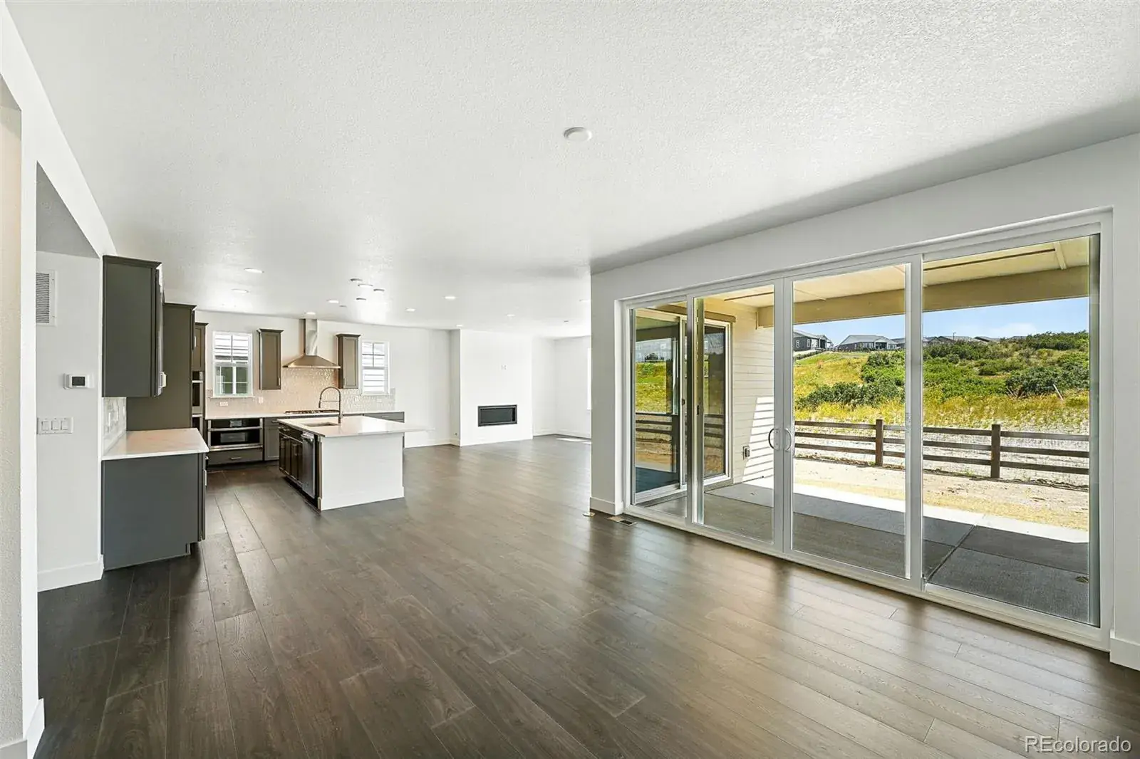 3418 Backdrop Court Castle Rock CO 80108 MLS #REC6107034 10032025011608 1600 9