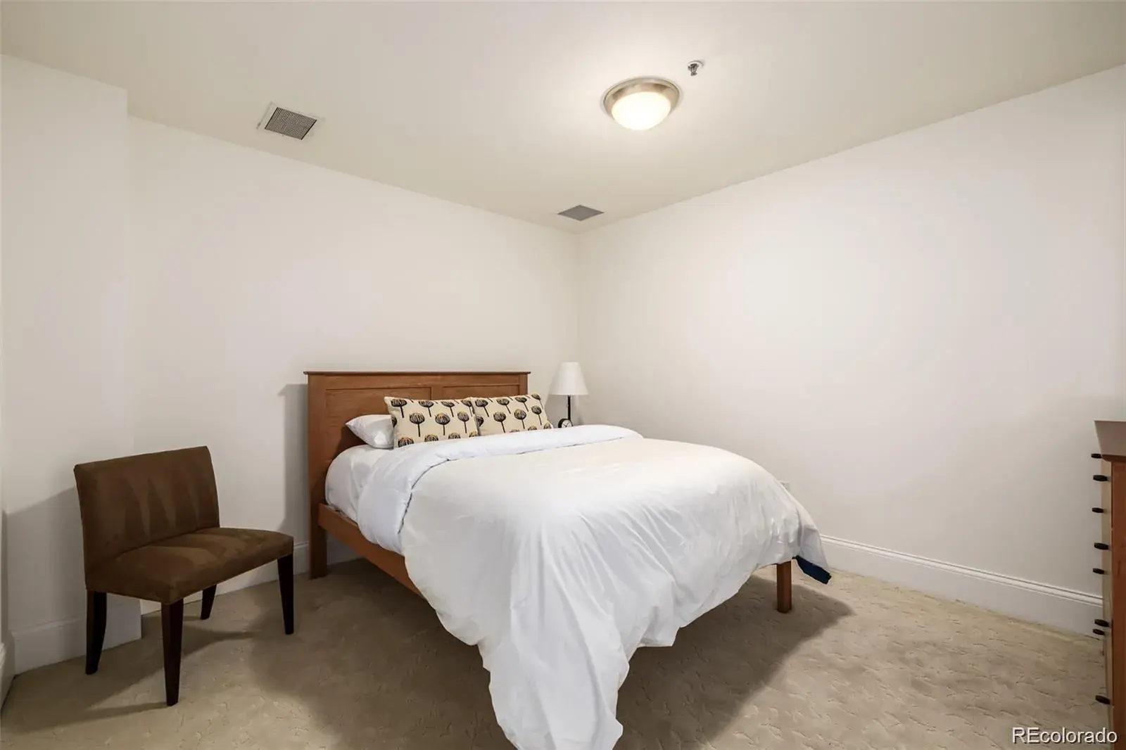 03062026044414 1600 32