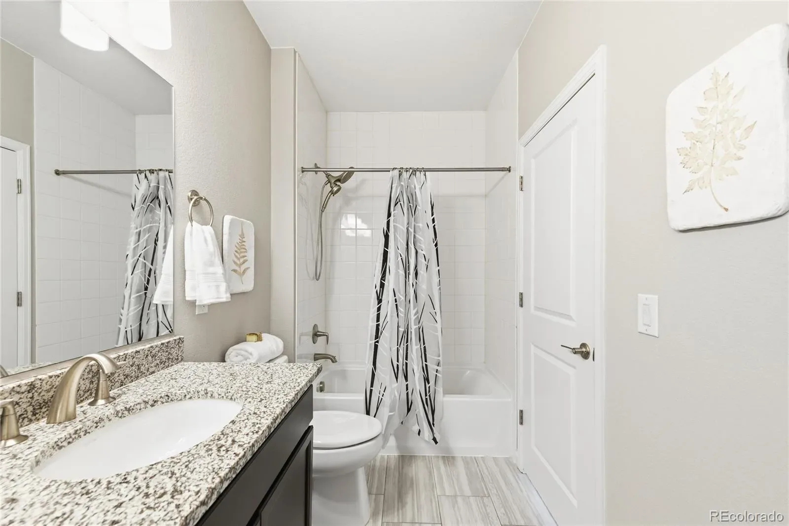 23545 E Platte Drive #E Aurora CO 80016 MLS #REC6109556 03262026203921 1600 15
