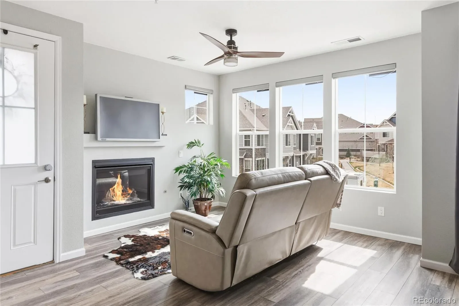 23545 E Platte Drive #E Aurora CO 80016 MLS #REC6109556 03262026203921 1600 4