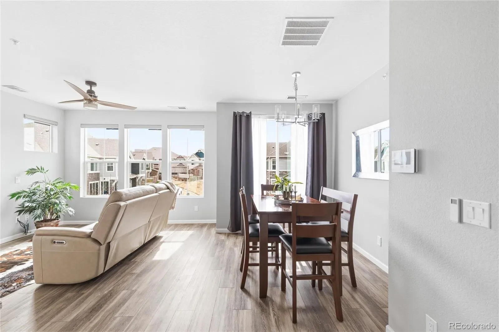 23545 E Platte Drive #E Aurora CO 80016 MLS #REC6109556 03262026203921 1600 6
