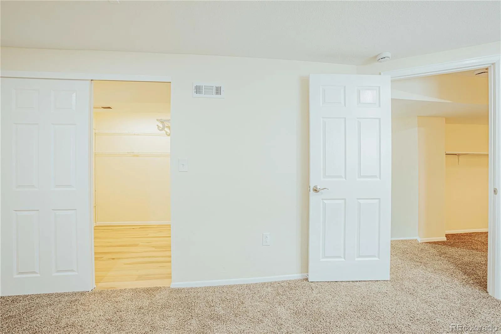 20066 E Bellewood Place Centennial CO 80015 | MLS #REC6109946 10062026231558 1600 36