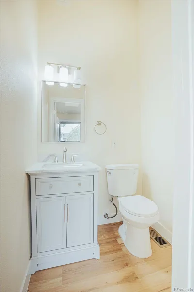 20066 E Bellewood Place Centennial CO 80015 | MLS #REC6109946 10062026231558 800 12