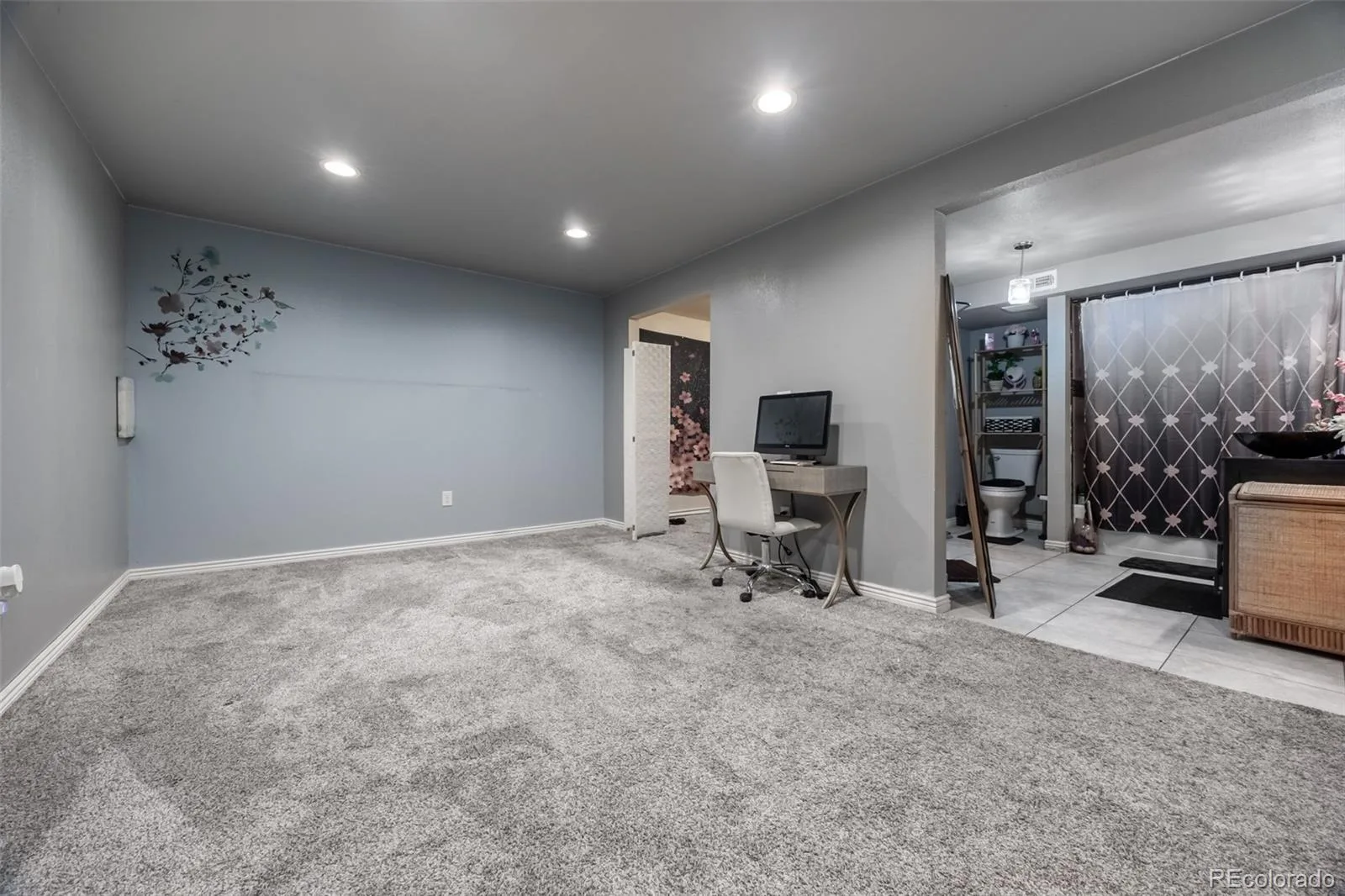 4725 Topeka Court Denver CO 80239 | MLS #REC6110384 07092026023744 1600 25