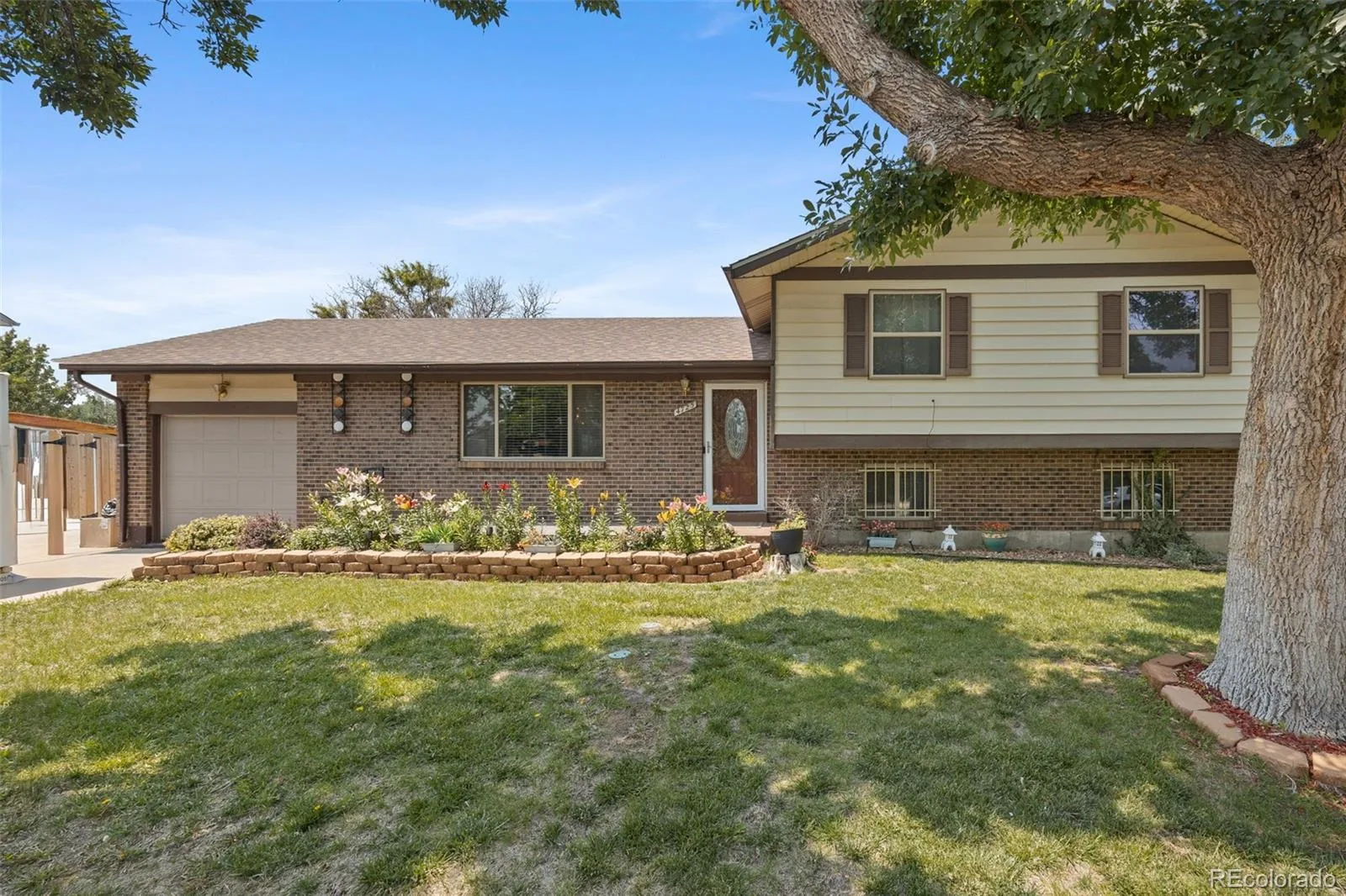 4725 Topeka Court Denver CO 80239 | MLS #REC6110384 07092026023744 1600 36