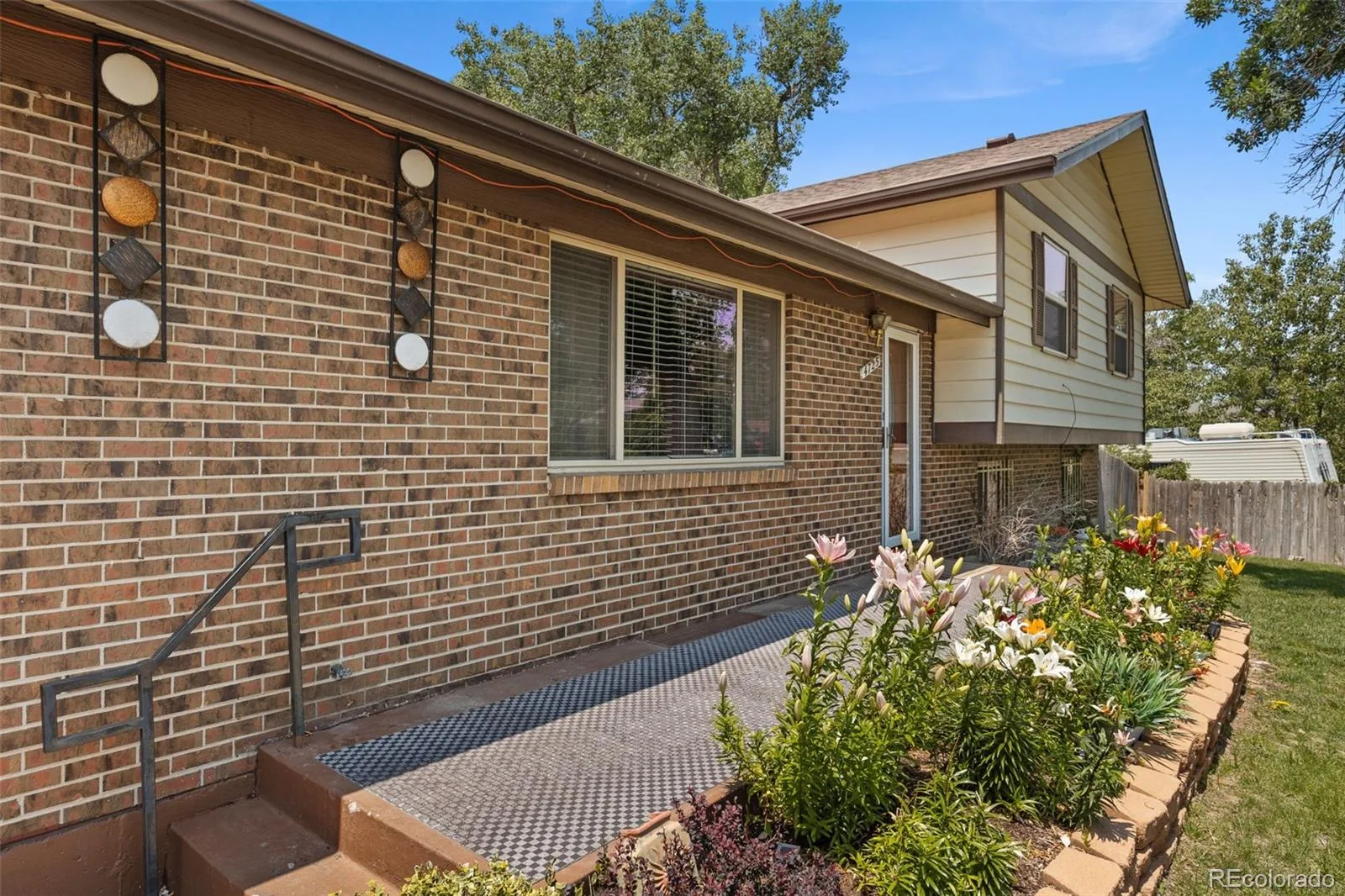 4725 Topeka Court Denver CO 80239 | MLS #REC6110384 07092026023744 1600 37