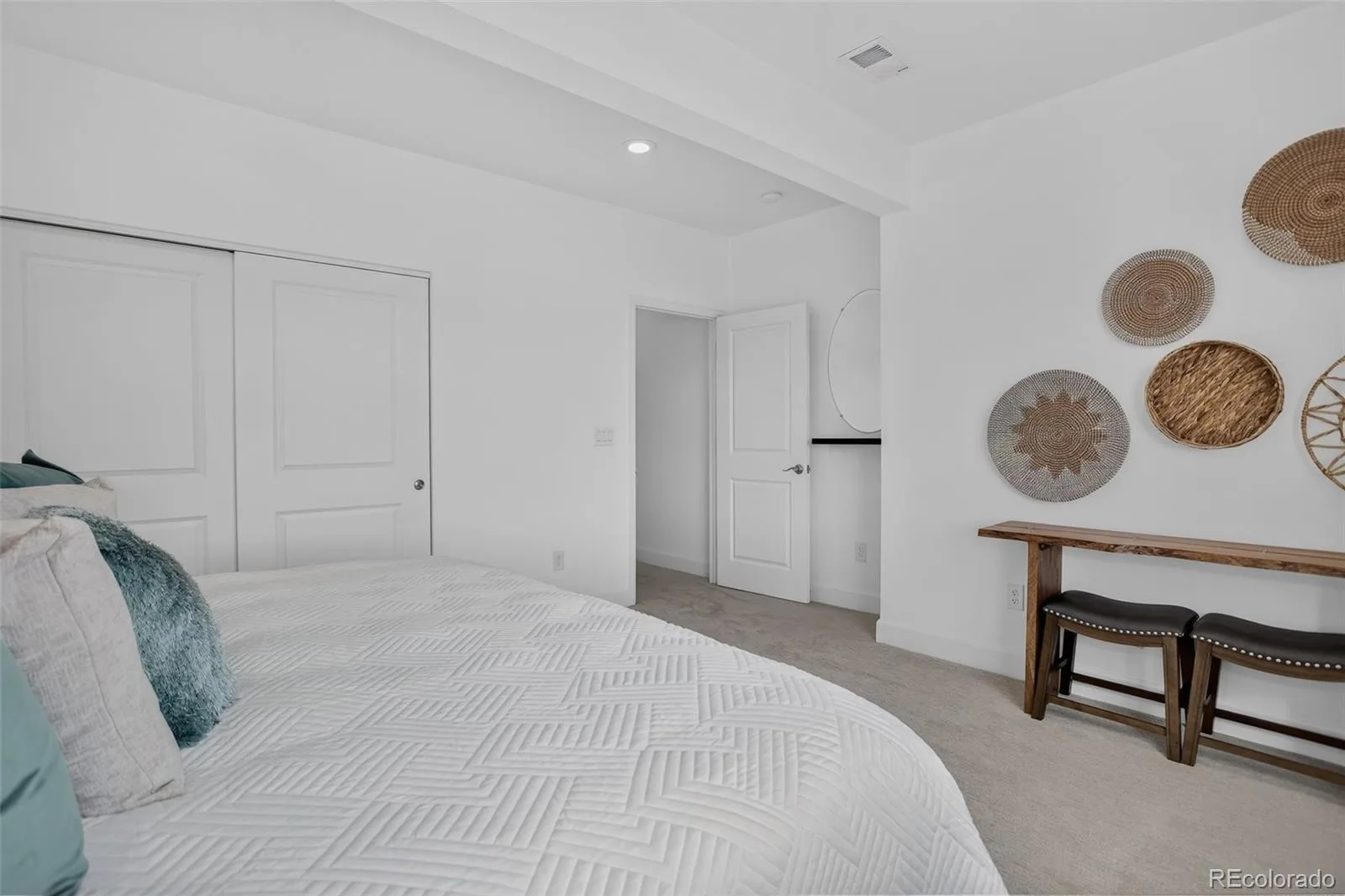 7100 S Riverwood Way Aurora CO 80016 MLS #REC6110937 07092026220220 1600 30