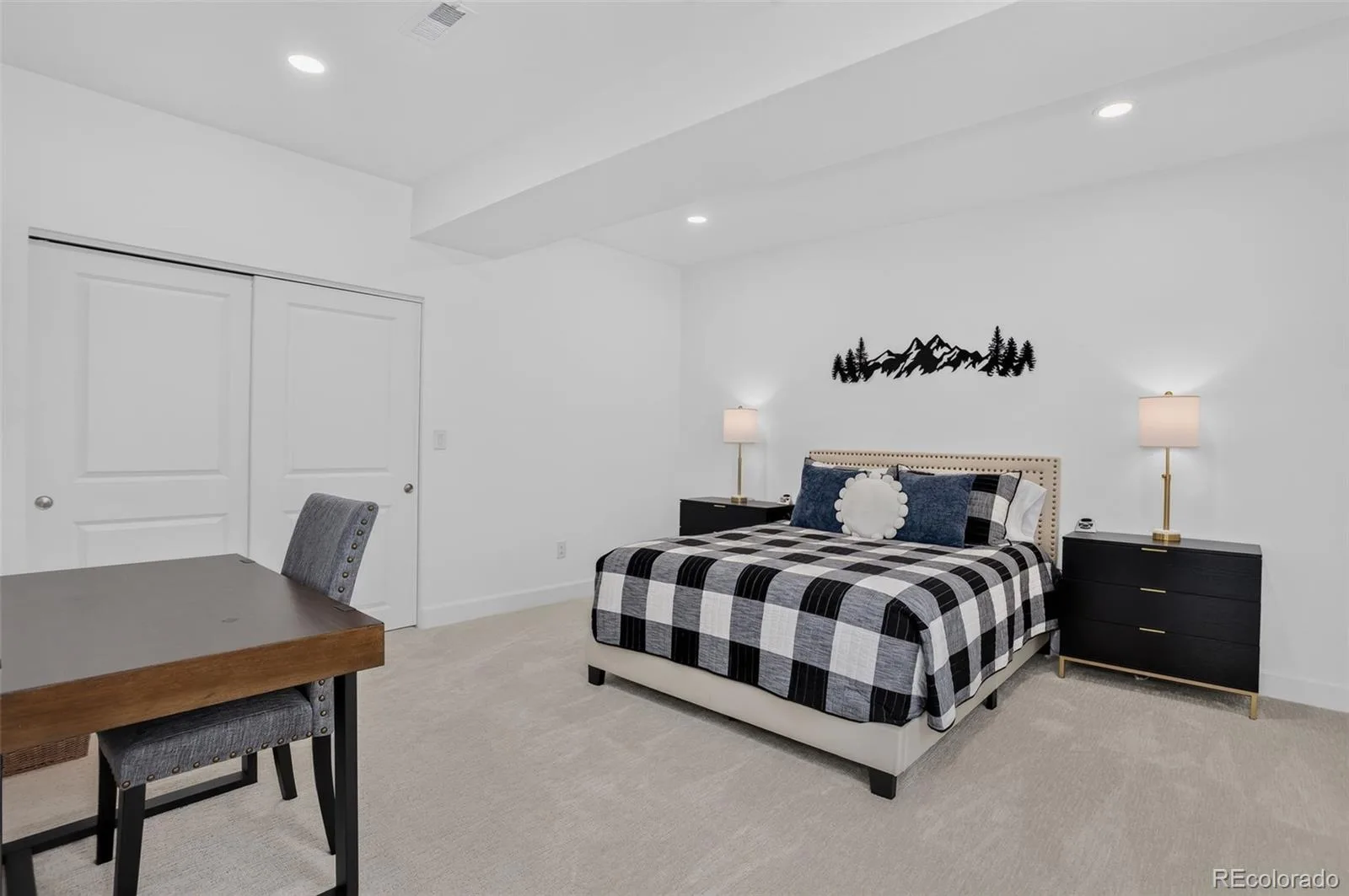 7100 S Riverwood Way Aurora CO 80016 MLS #REC6110937 07092026220220 1600 32