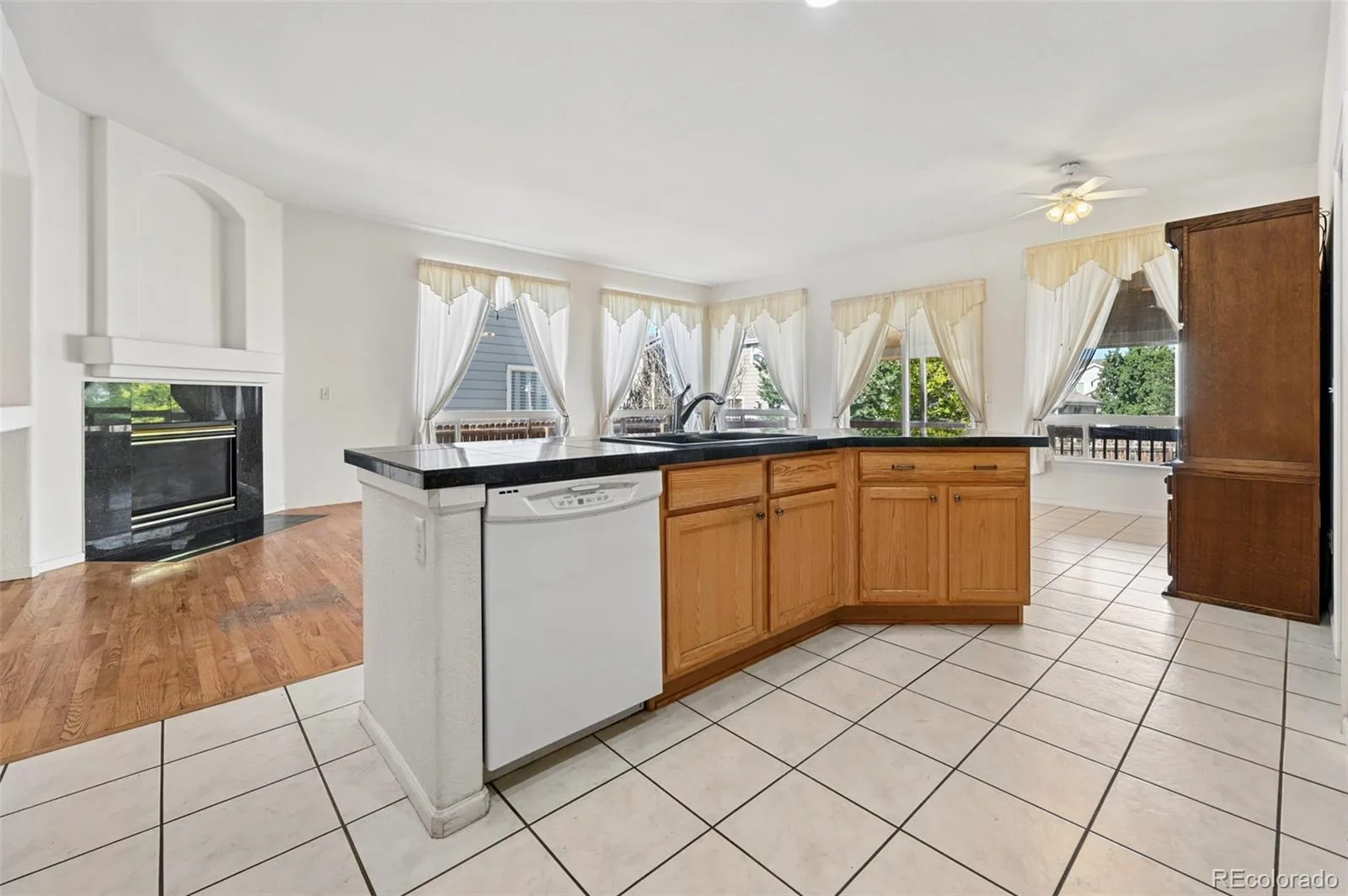 4969 S Malaya Way Aurora CO 80015 | MLS #REC6111132 07282026164601 1600 14