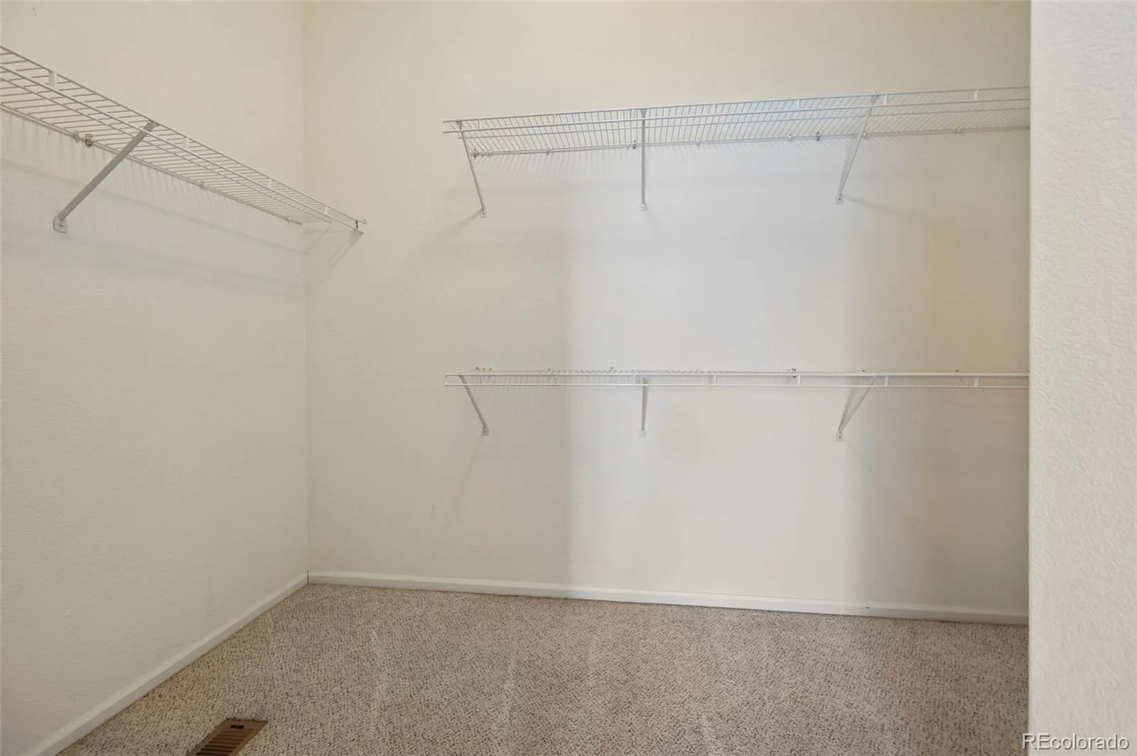 4969 S Malaya Way Aurora CO 80015 | MLS #REC6111132 07282026164601 1600 28