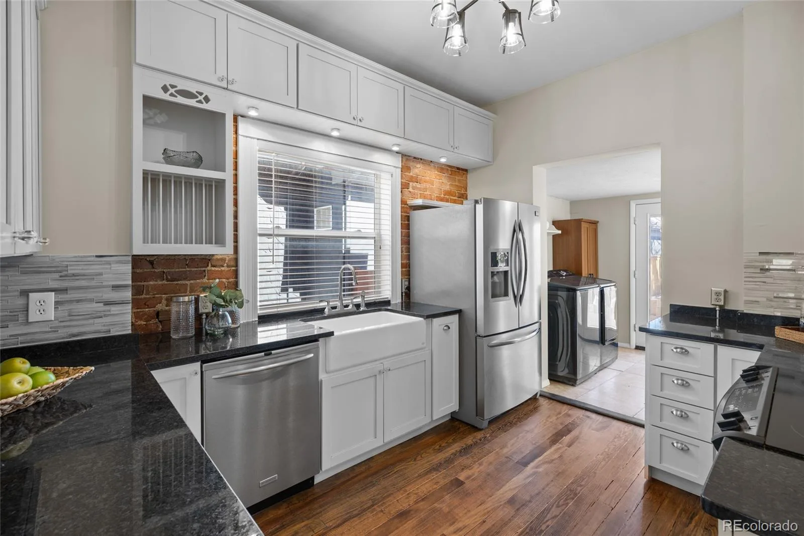 1054 S Pearl Street Denver CO 80209 MLS #REC6111417 06102026163001 1600 13