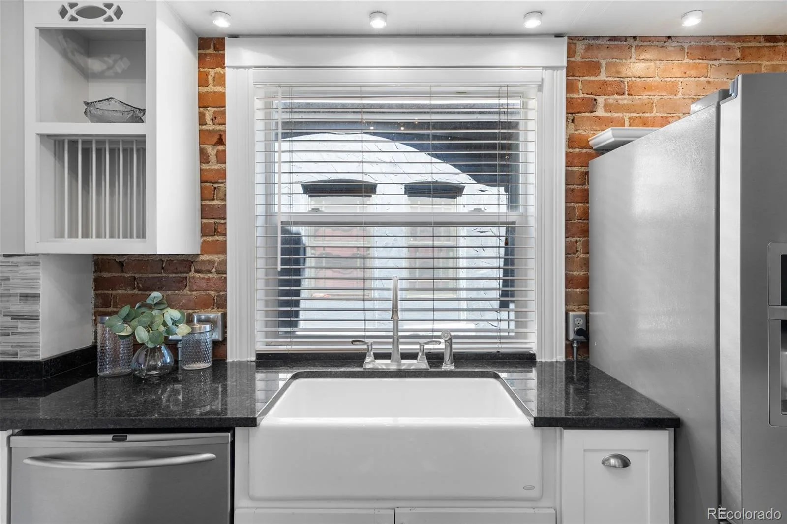 1054 S Pearl Street Denver CO 80209 MLS #REC6111417 06102026163001 1600 14