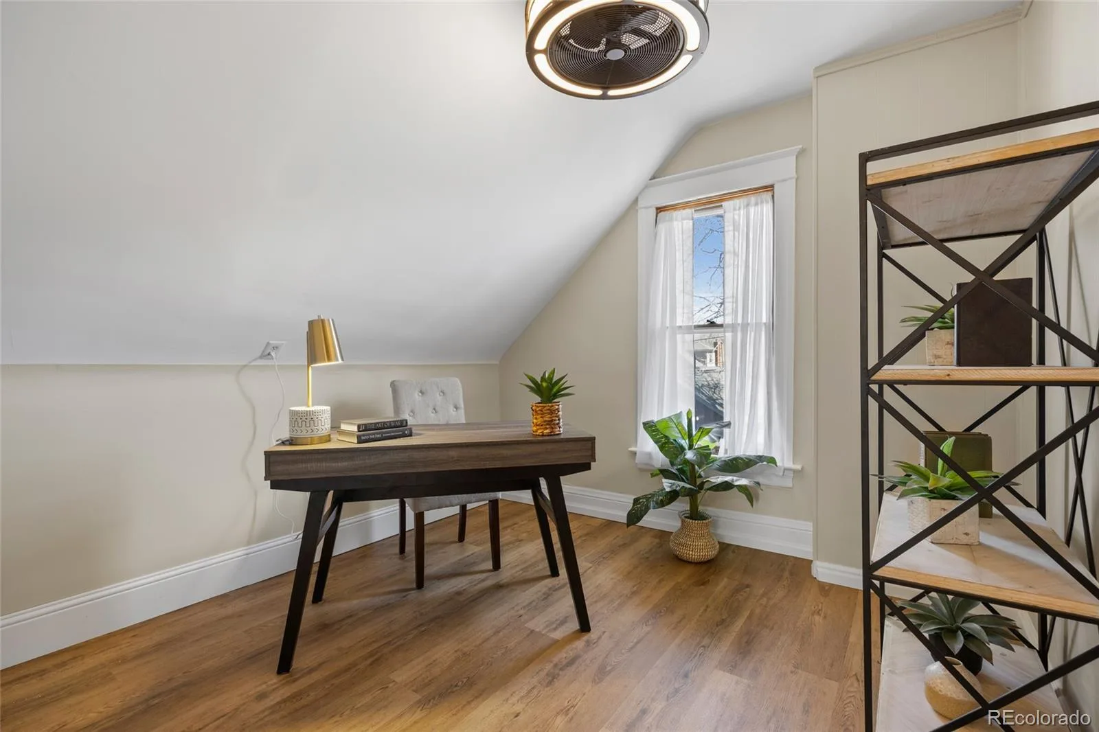 1054 S Pearl Street Denver CO 80209 MLS #REC6111417 06102026163001 1600 24