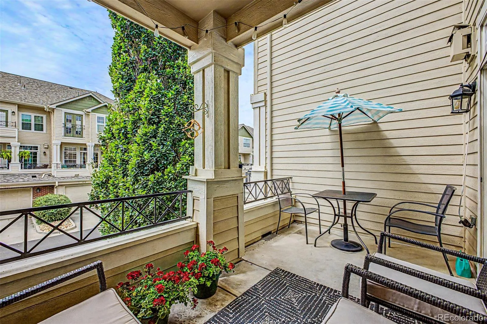 9867 E Florida Place Denver CO 80247 | MLS #REC6113907 07302026195544 1600 22