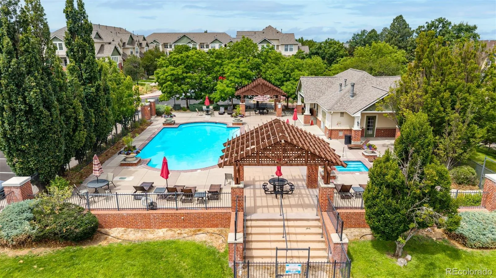 9867 E Florida Place Denver CO 80247 | MLS #REC6113907 07302026195544 1600 28