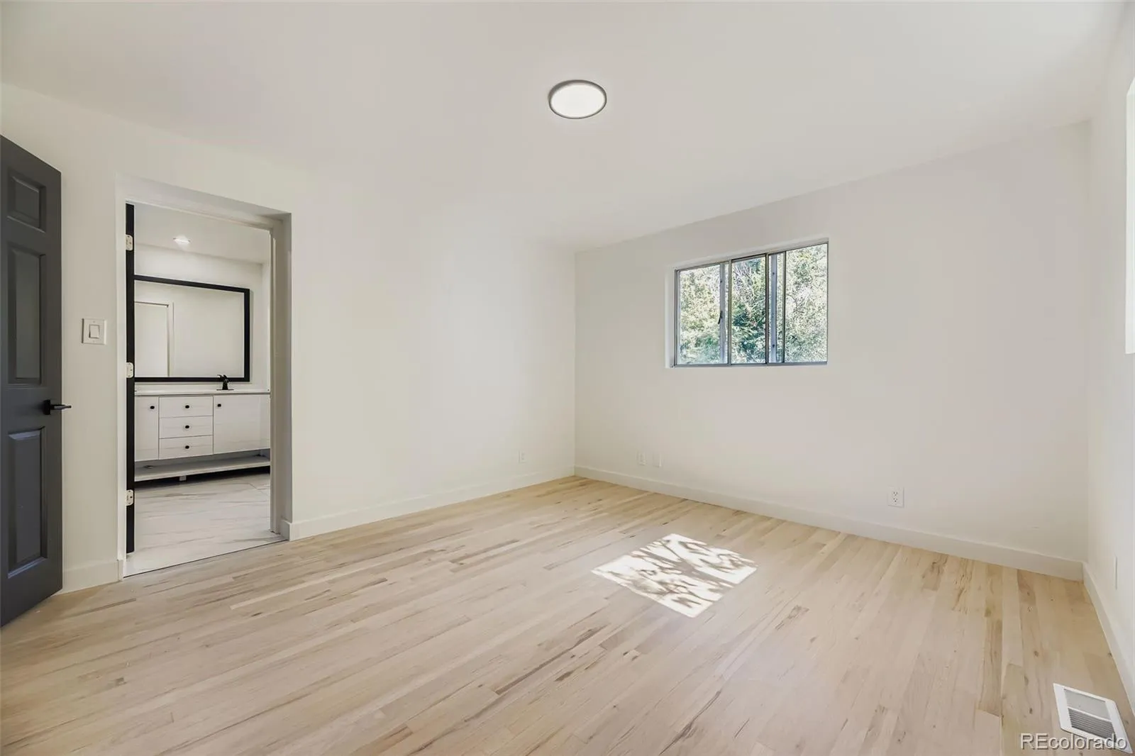 04132026045135 1600 16