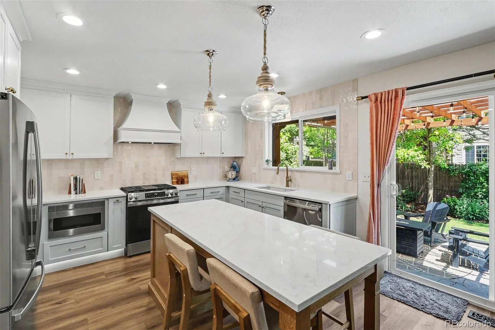 1524 Red Mountain Drive Longmont CO 80504 | MLS #REC6116956 07242026112427 1600 1