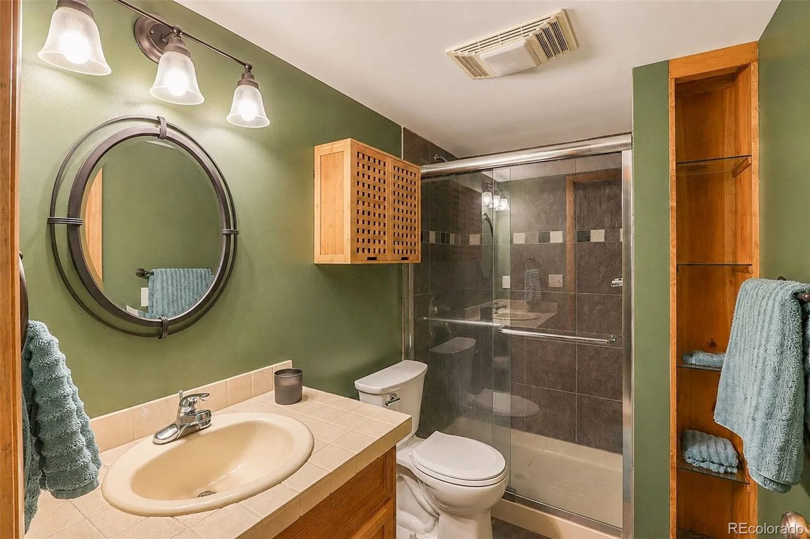 1524 Red Mountain Drive Longmont CO 80504 | MLS #REC6116956 07242026112427 1600 21