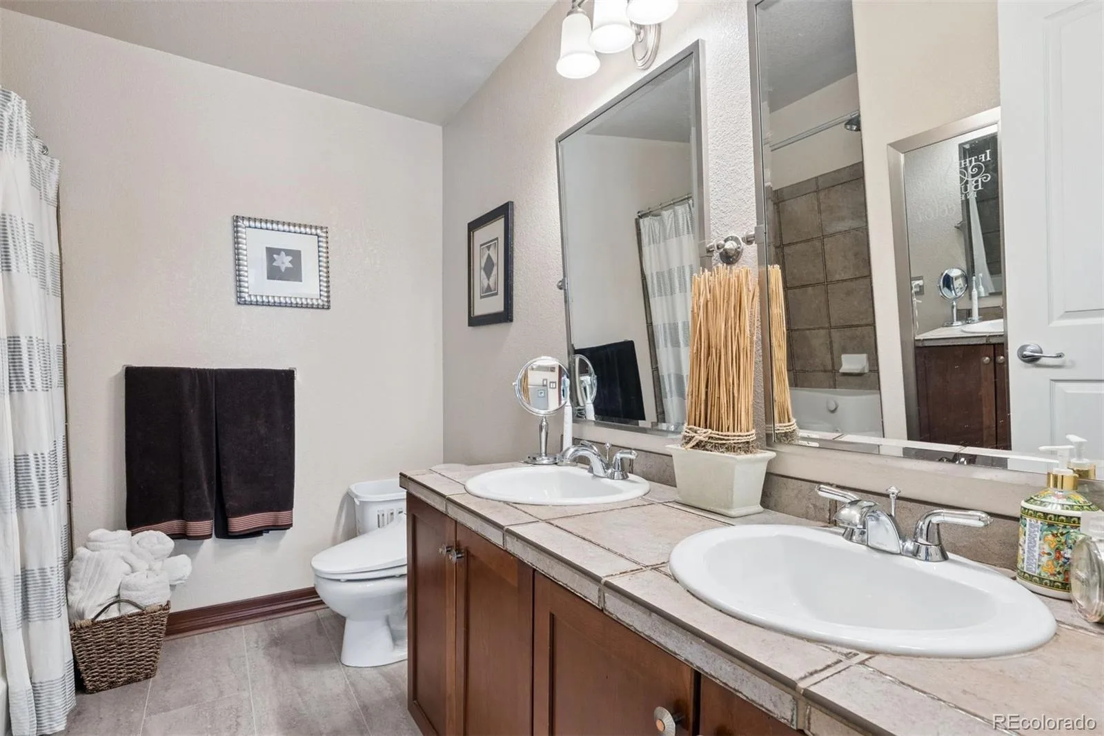 12826 Mayfair Way #E Englewood CO 80112 | MLS #REC6118806 06292026230536 1600 15