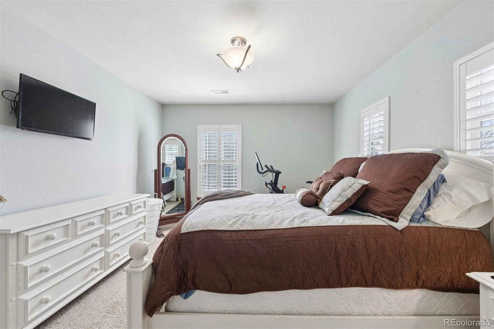 12826 Mayfair Way #E Englewood CO 80112 | MLS #REC6118806 06292026230536 1600 17