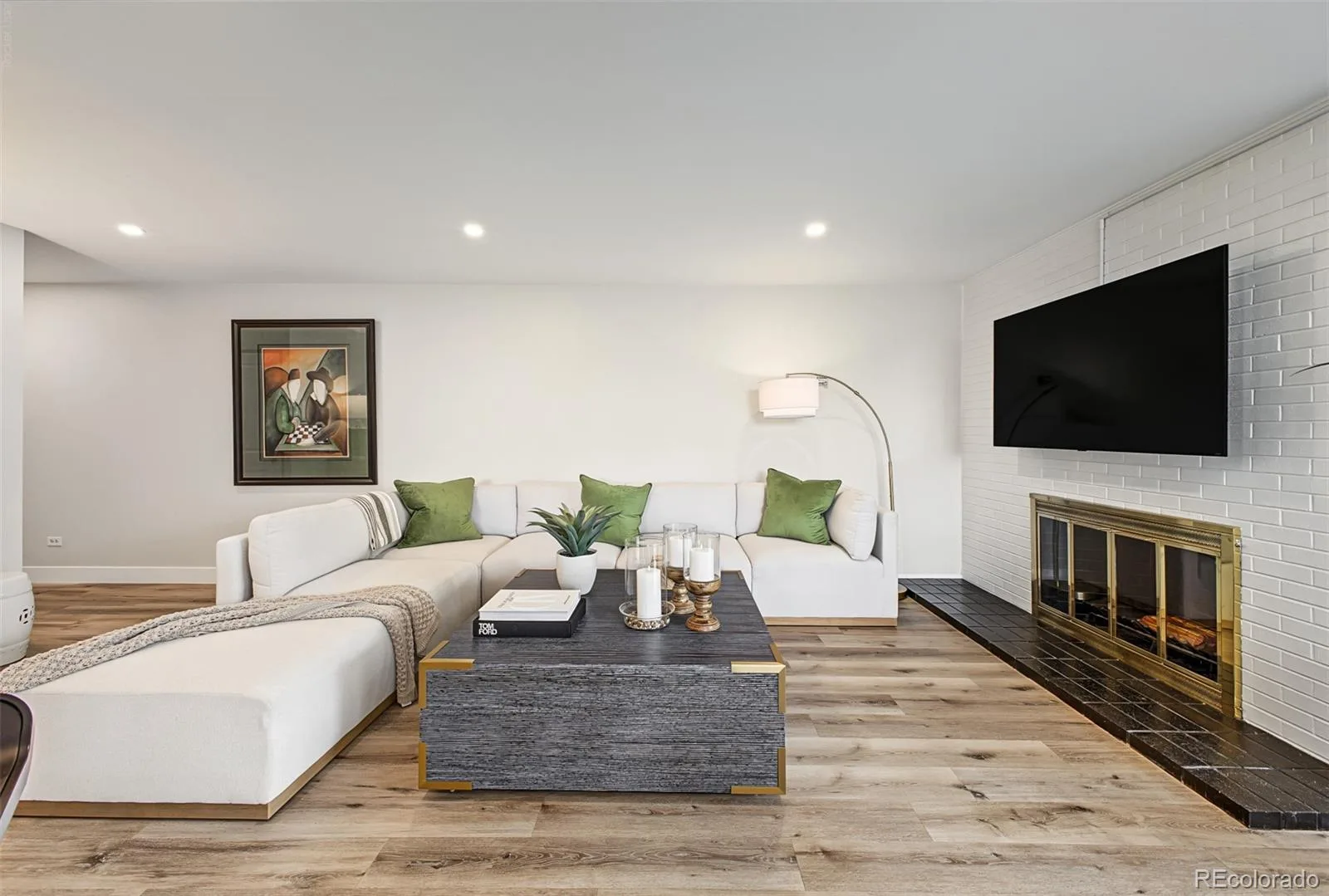 4570 E Yale Avenue #301 Denver CO 80222 | MLS #REC6120582 09302026044836 1600 3