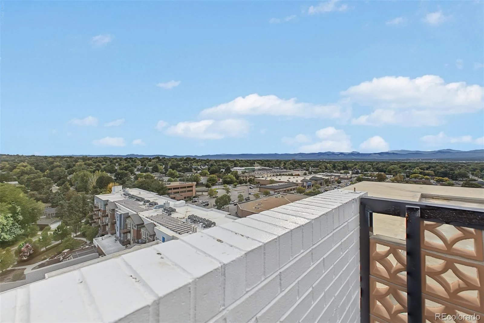 4570 E Yale Avenue #301 Denver CO 80222 | MLS #REC6120582 09302026044836 1600 37