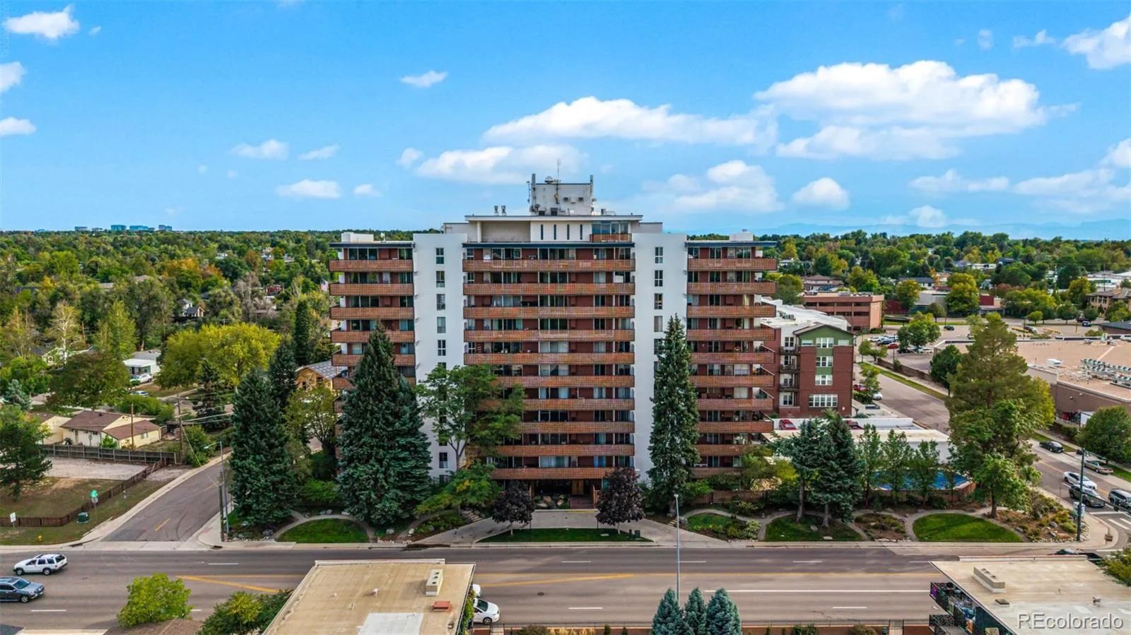 4570 E Yale Avenue #301 Denver CO 80222 | MLS #REC6120582 09302026044836 1600 47