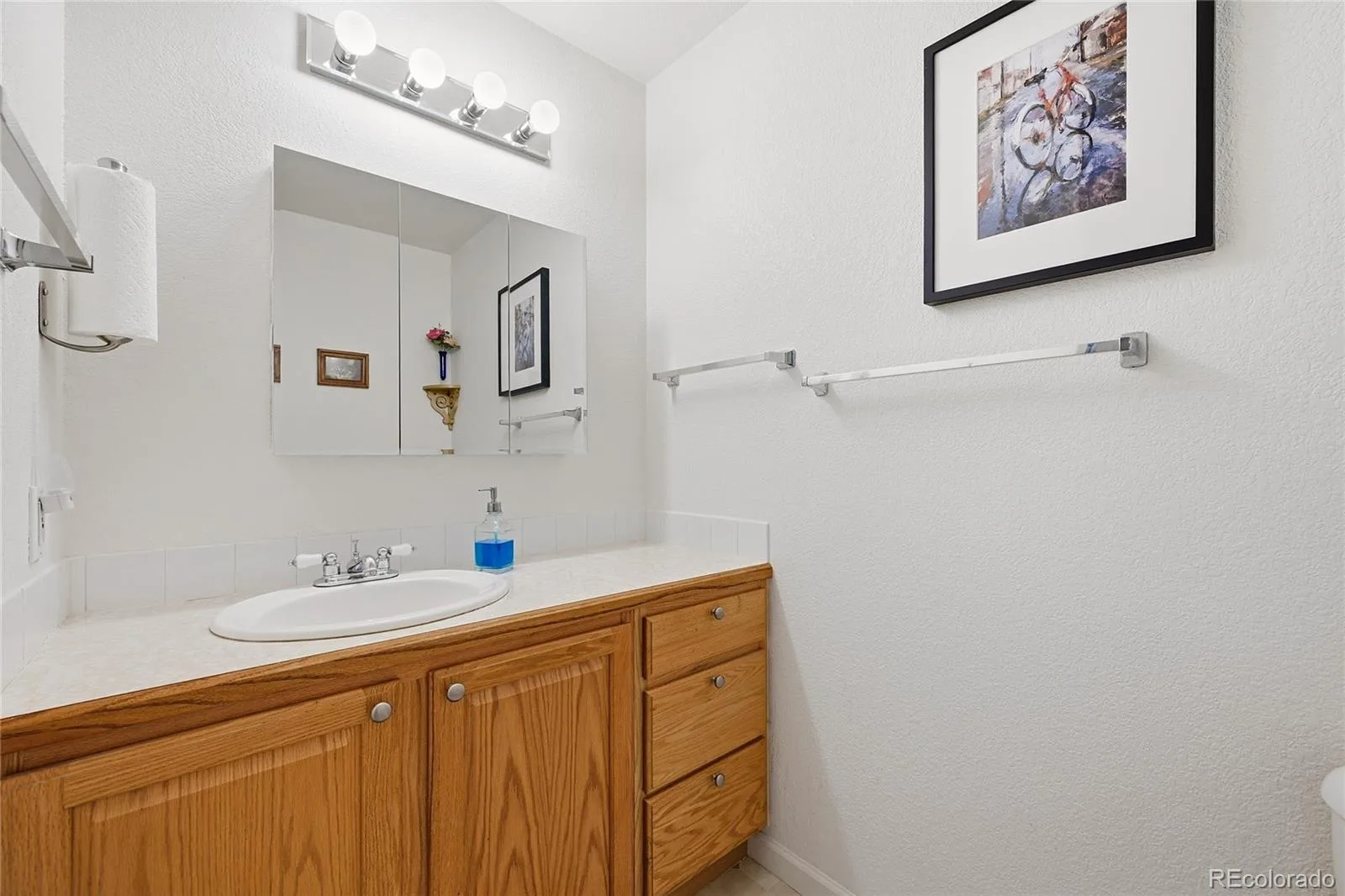2206 S Iola Street Aurora CO 80014 MLS #REC6120891 06262026024102 1600 24
