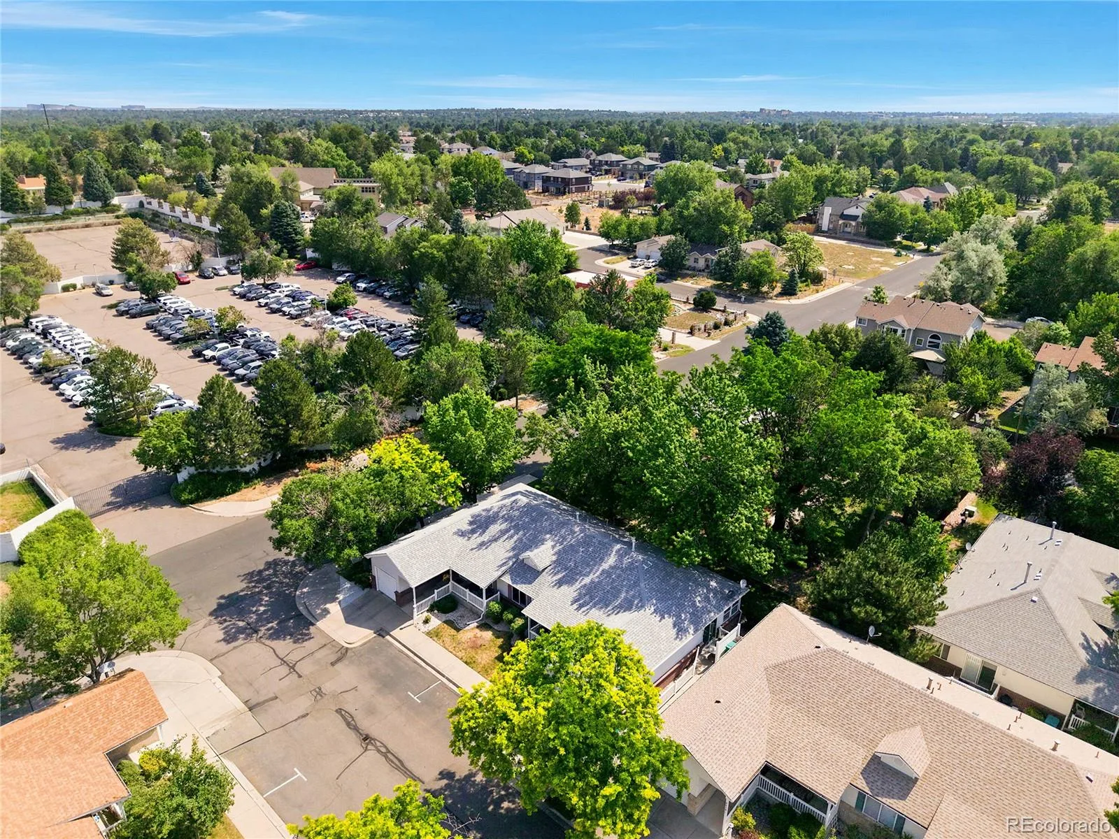 2206 S Iola Street Aurora CO 80014 MLS #REC6120891 06262026024102 1600 39