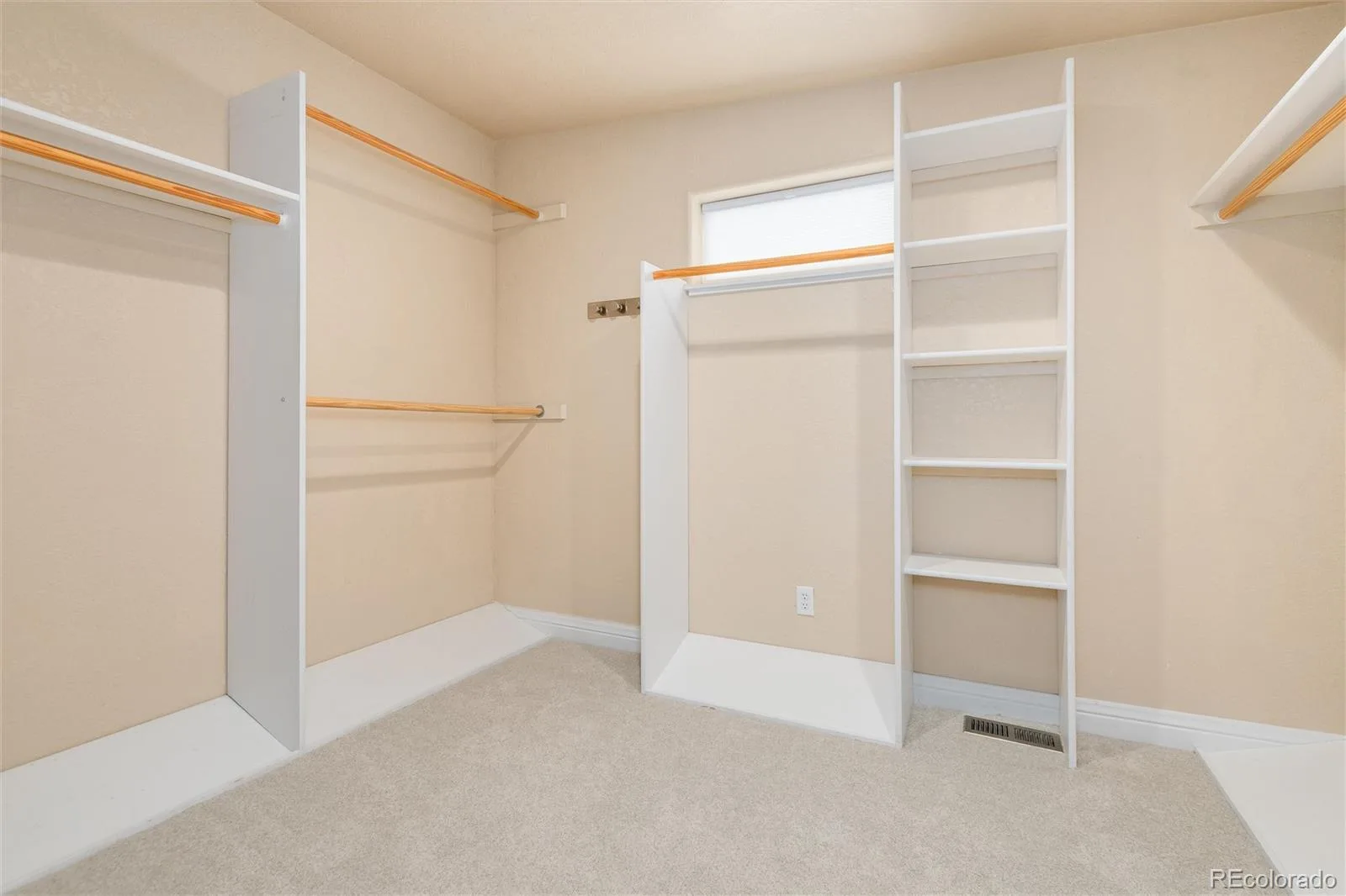 9805 W 35th Avenue Wheat Ridge CO 80033 | MLS #REC6121328 08022026023918 1600 33