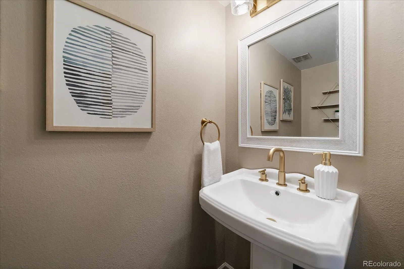 03272026043502 1600 16