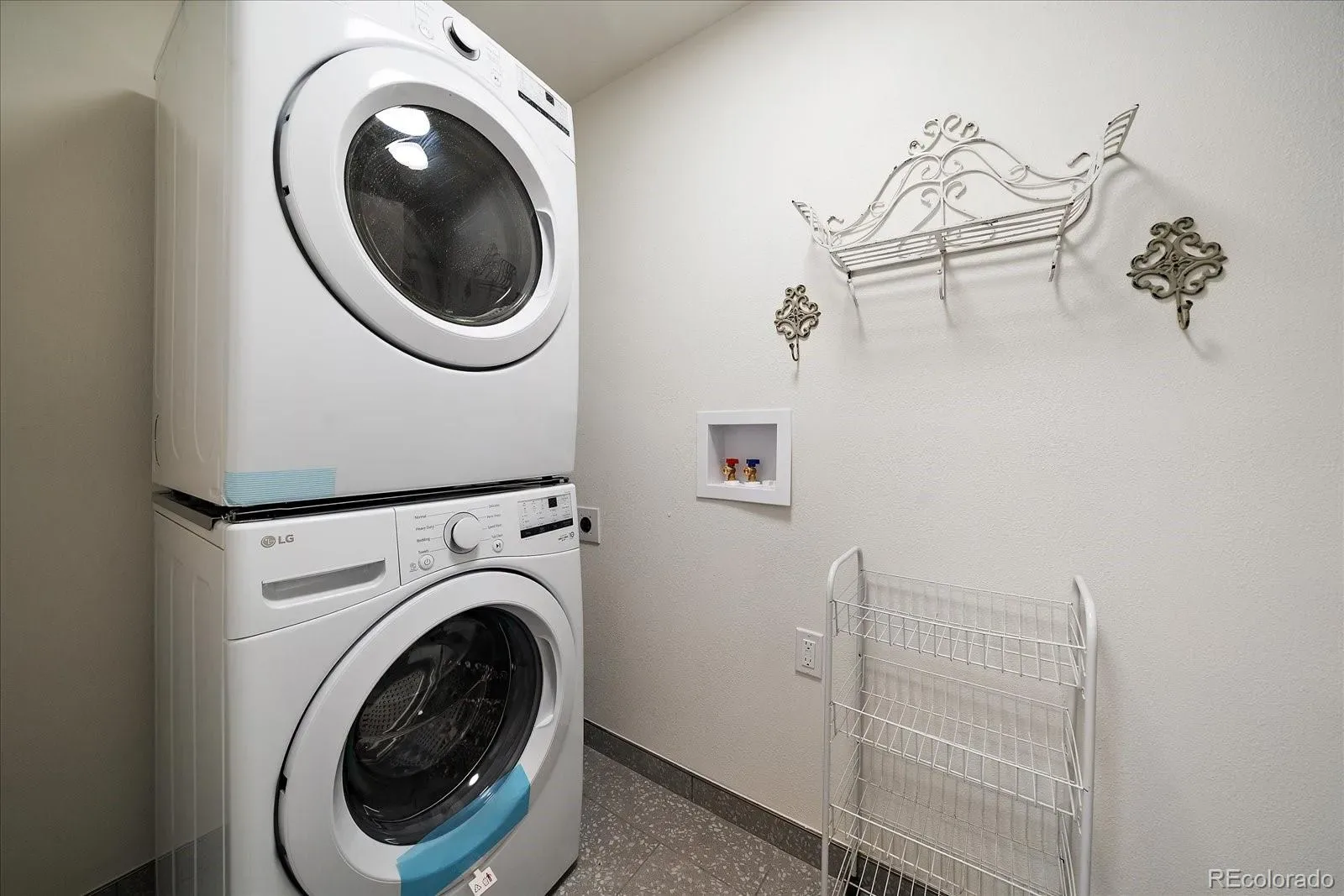 03272026043502 1600 27