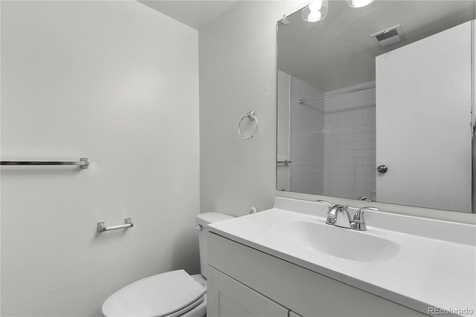 4184 S Richfield Way Aurora CO 80013 | MLS #REC6126560 07252026143945 1600 15