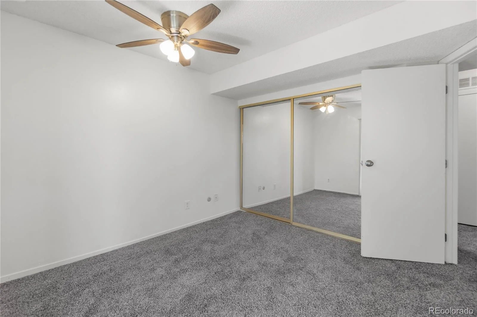4184 S Richfield Way Aurora CO 80013 | MLS #REC6126560 07252026143945 1600 20