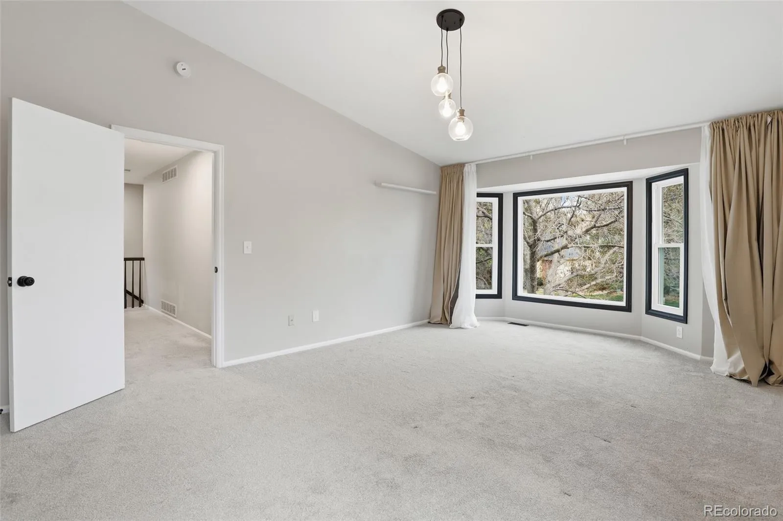 5716 S Lisbon Way Centennial CO 80015 MLS #REC6130714 05072026155009 1600 15