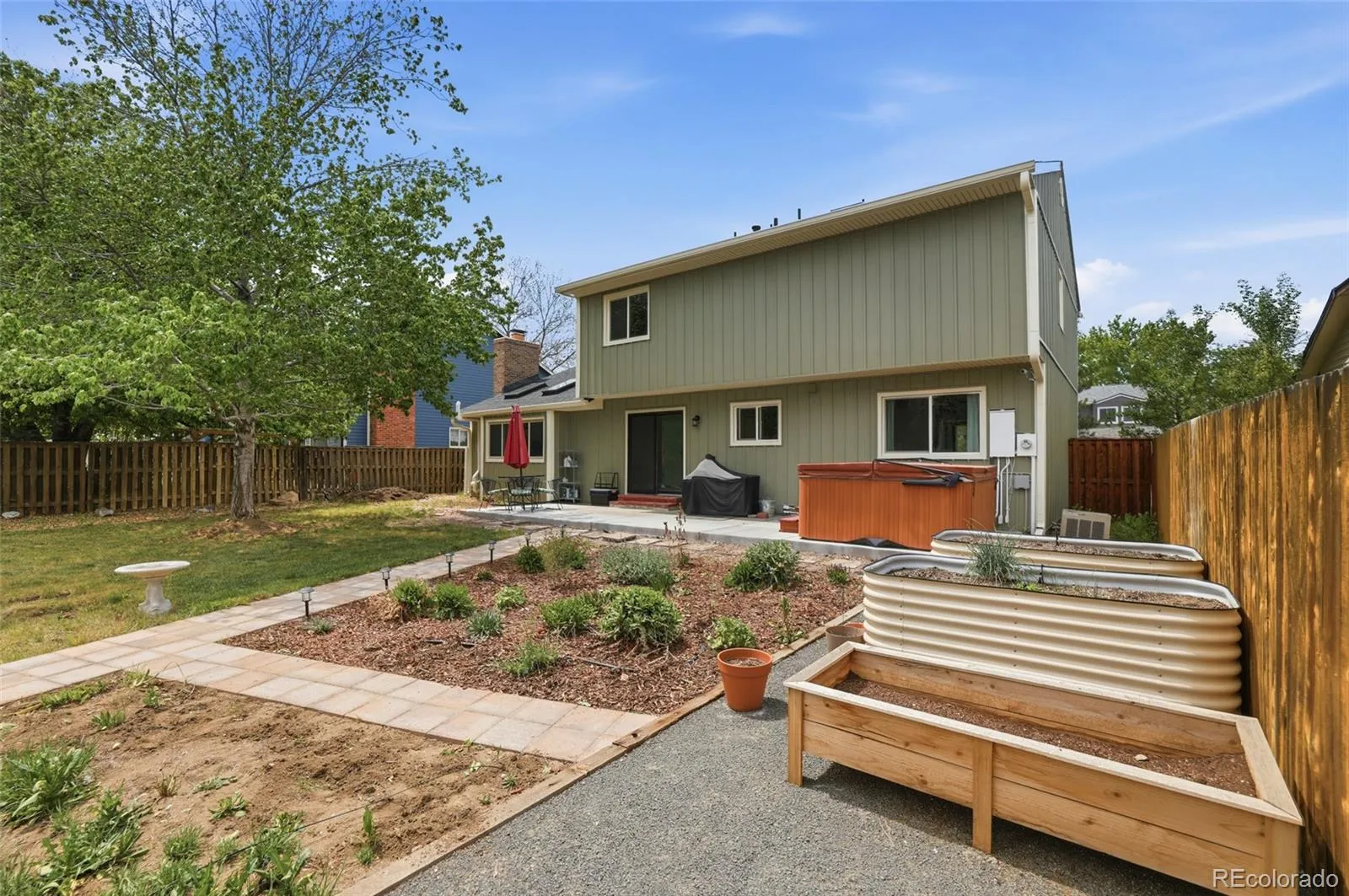 5716 S Lisbon Way Centennial CO 80015 MLS #REC6130714 05072026155009 1600 22
